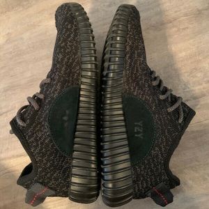 Yeezy Boost 350 Pirate Black